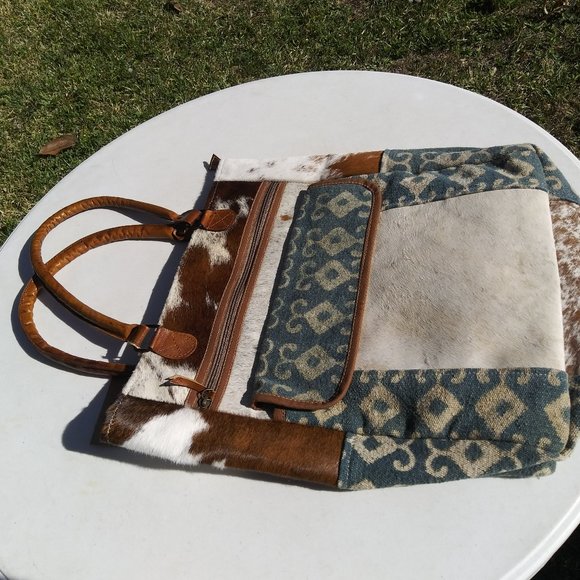 Clea Ray Bags Clea Ray Large Canvas Cow Hide And Leather Shoulder